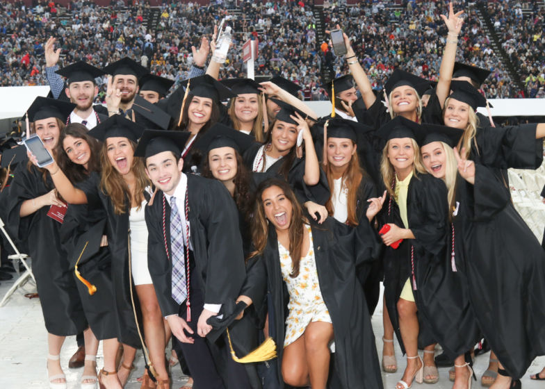 grad ceremony group photos